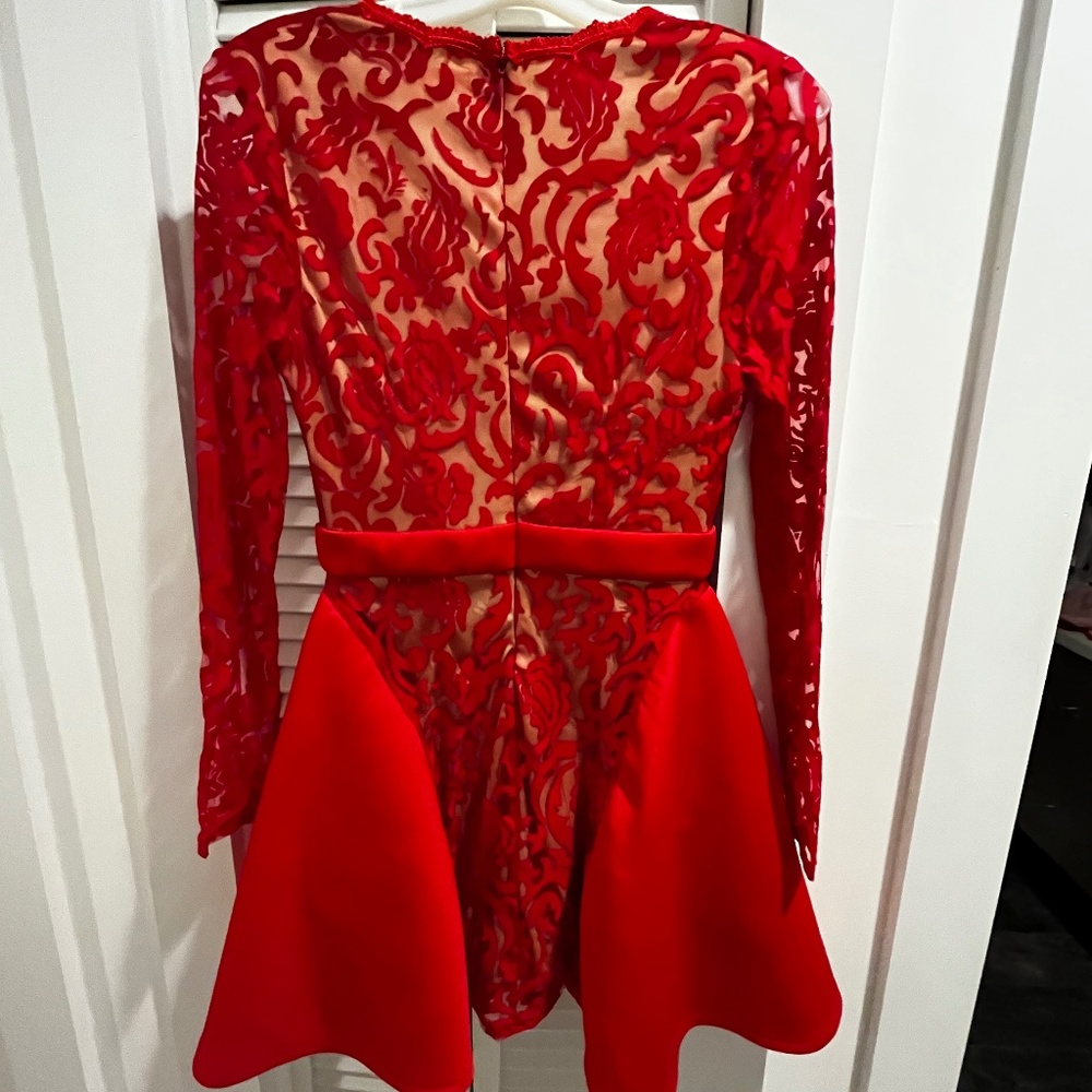 NWOT Low Cut  Red Lace Long Sleeve Dress With Nude Lining HOT HOT HOT - Picture 6 of 16